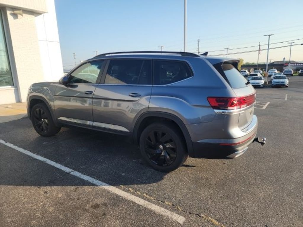 Certified 2024 Volkswagen Atlas 2.0T SE w/Technology SUV