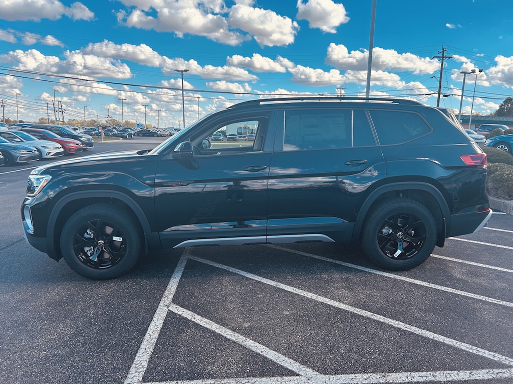 New 2026 Volkswagen Atlas 2.0T Peak Edition SUV