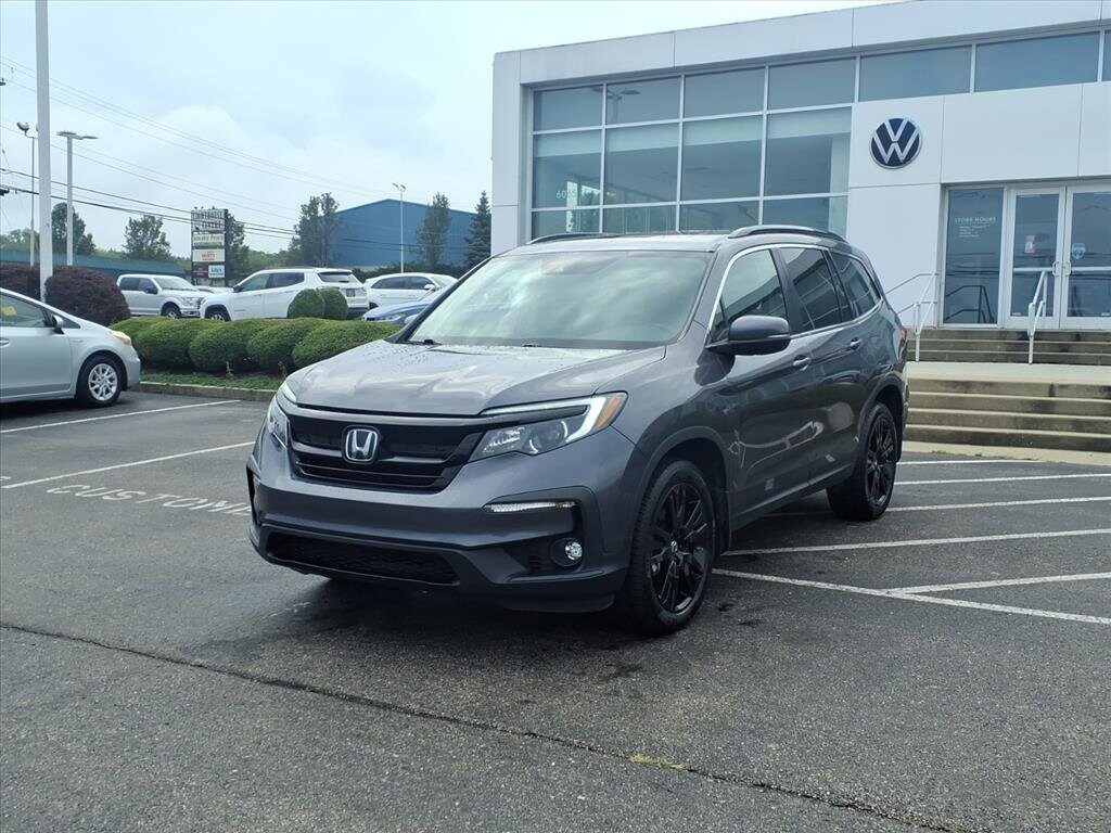 2021 Honda Pilot Special Edition photo 3
