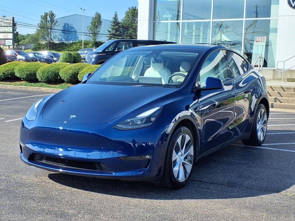 Used 2023 Tesla Model Y Long Range with VIN 7SAYGDEE4PF674340 for sale in Fairfield, OH