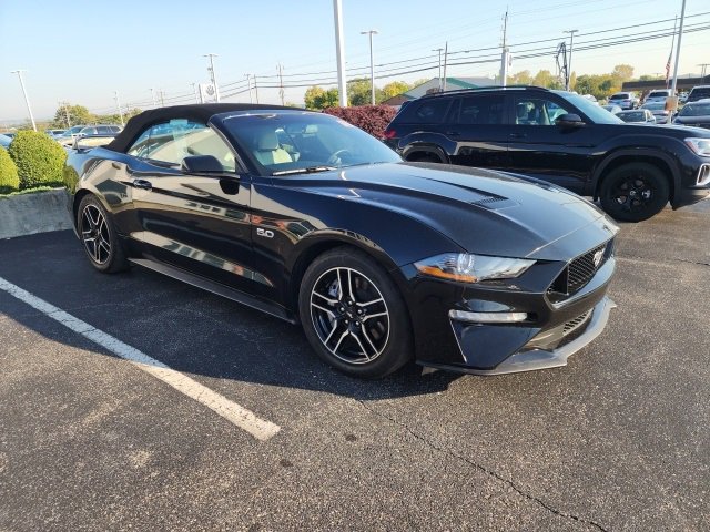 2018 Ford Mustang GT Premium Convertible photo 3