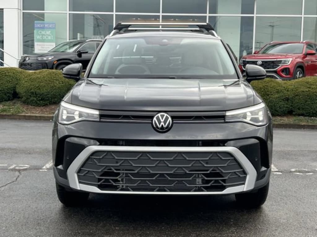 New 2026 Volkswagen Taos 1.5T SE SUV