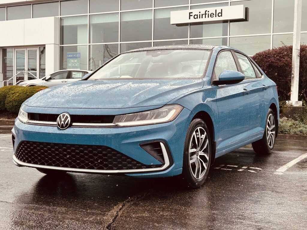 New 2026 Volkswagen Jetta 1.5T SE Sedan