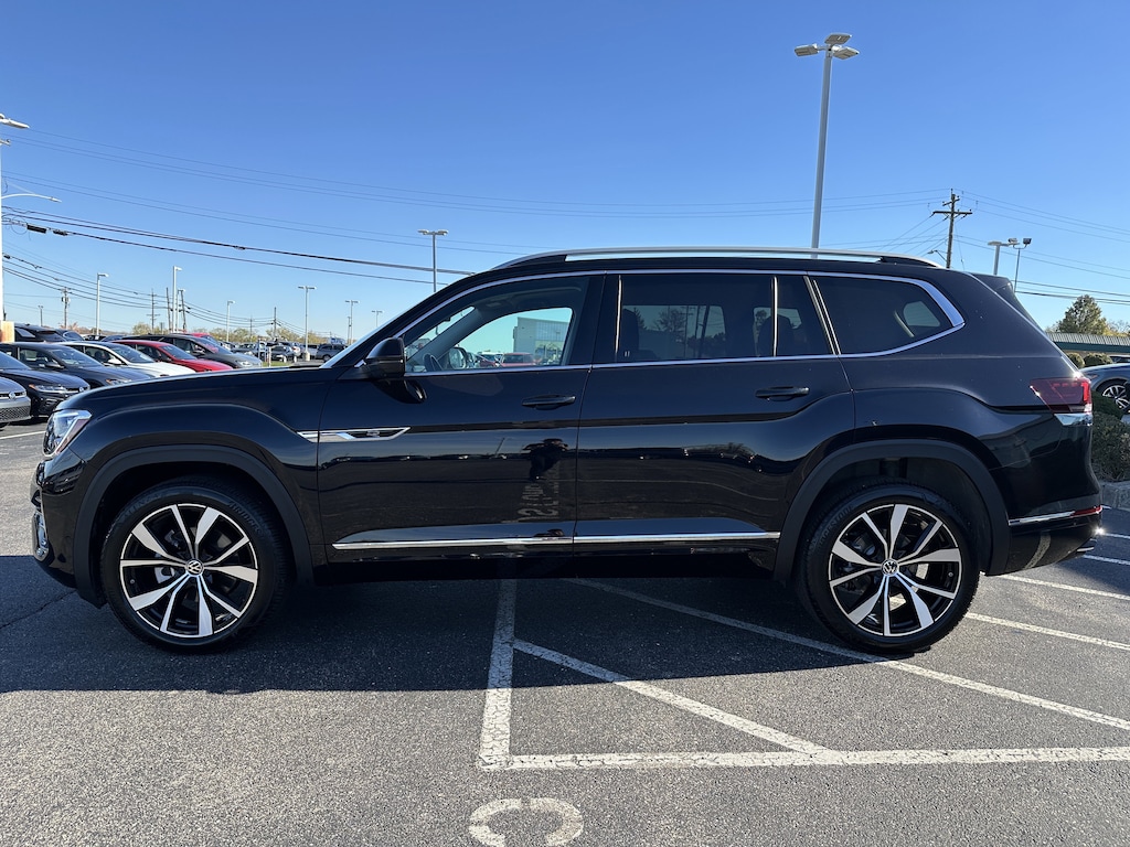 Certified 2025 Volkswagen Atlas 2.0T SEL Premium R-Line SUV