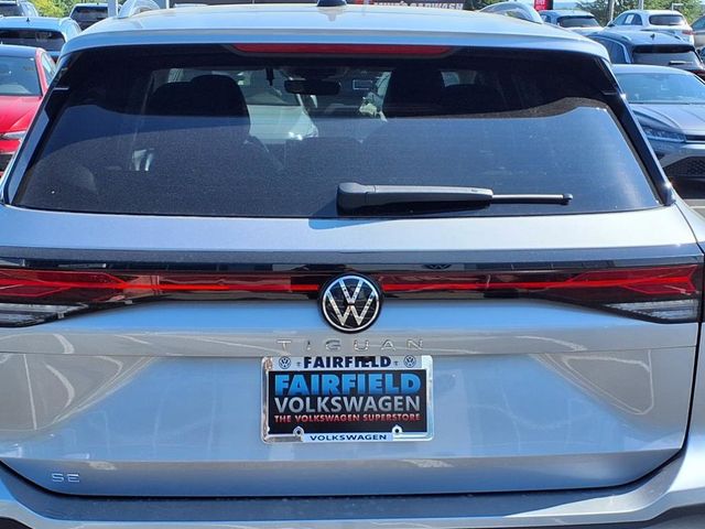 2025 Volkswagen Tiguan SE - Photo 24
