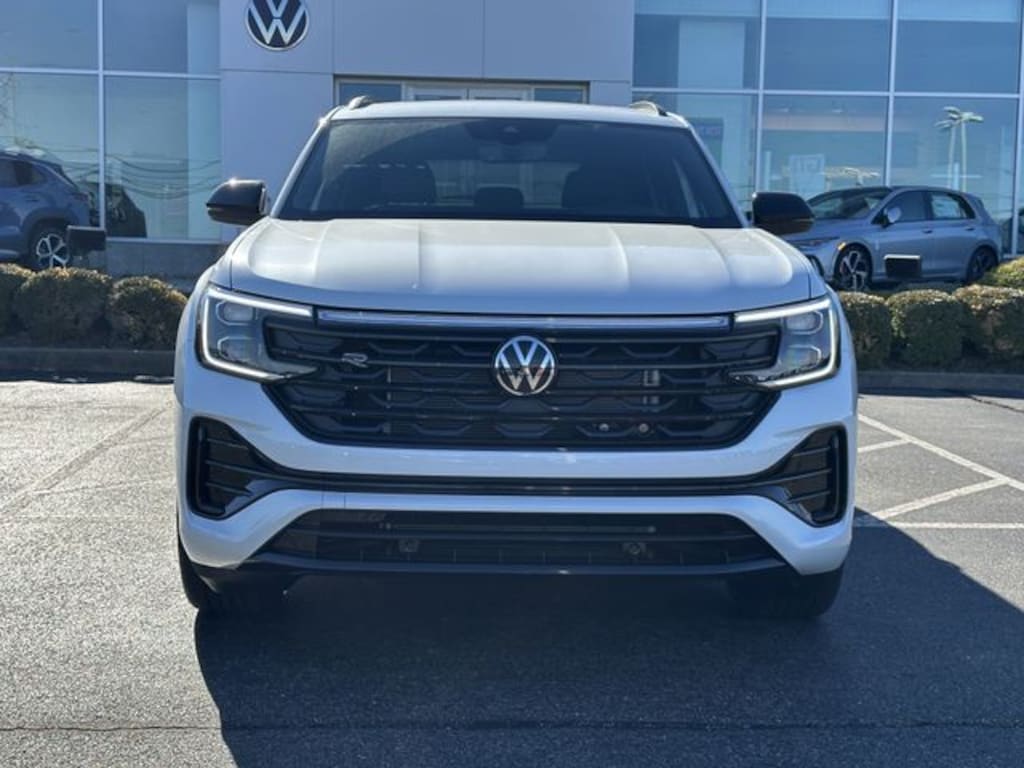 New 2026 Volkswagen Atlas Cross Sport 2.0T SEL R-Line Black SUV