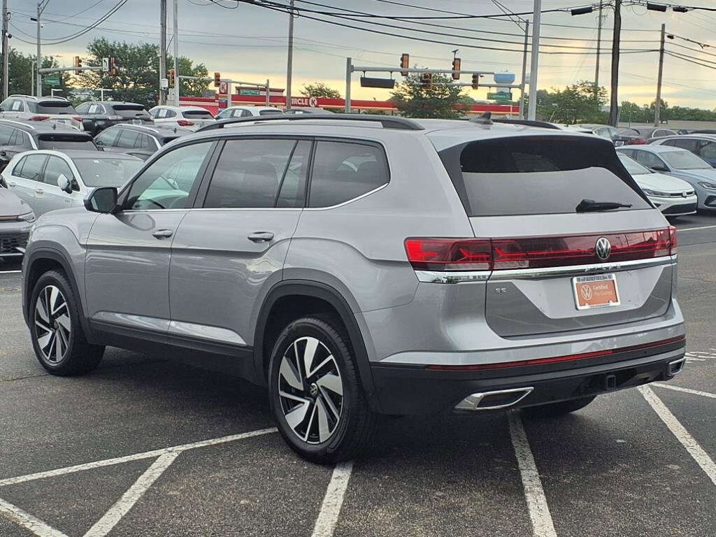 2024 Volkswagen Atlas SE Technology photo 4