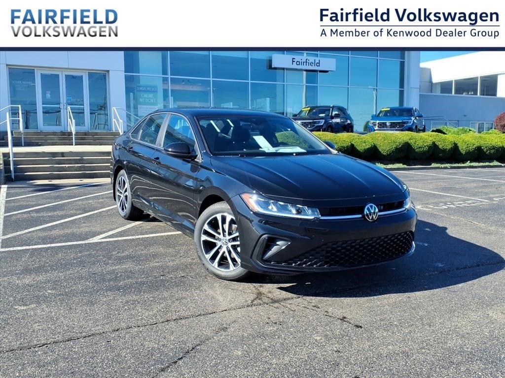 2025 Volkswagen Jetta Sport's photo