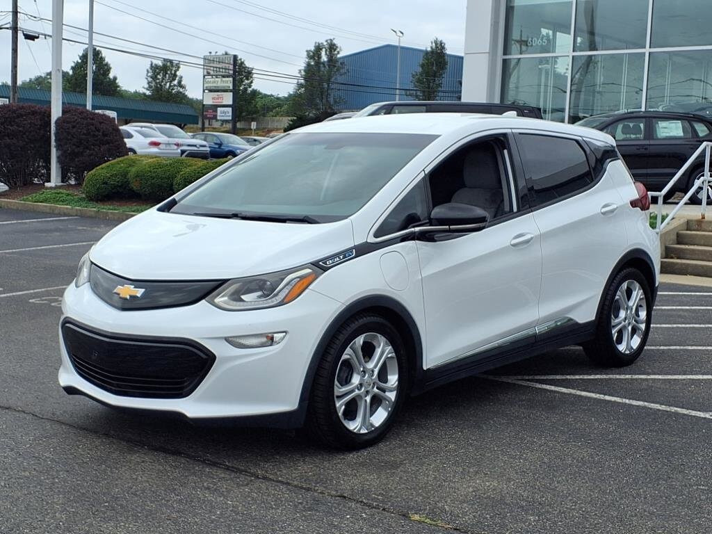 2017 Chevrolet Bolt EV photo 2