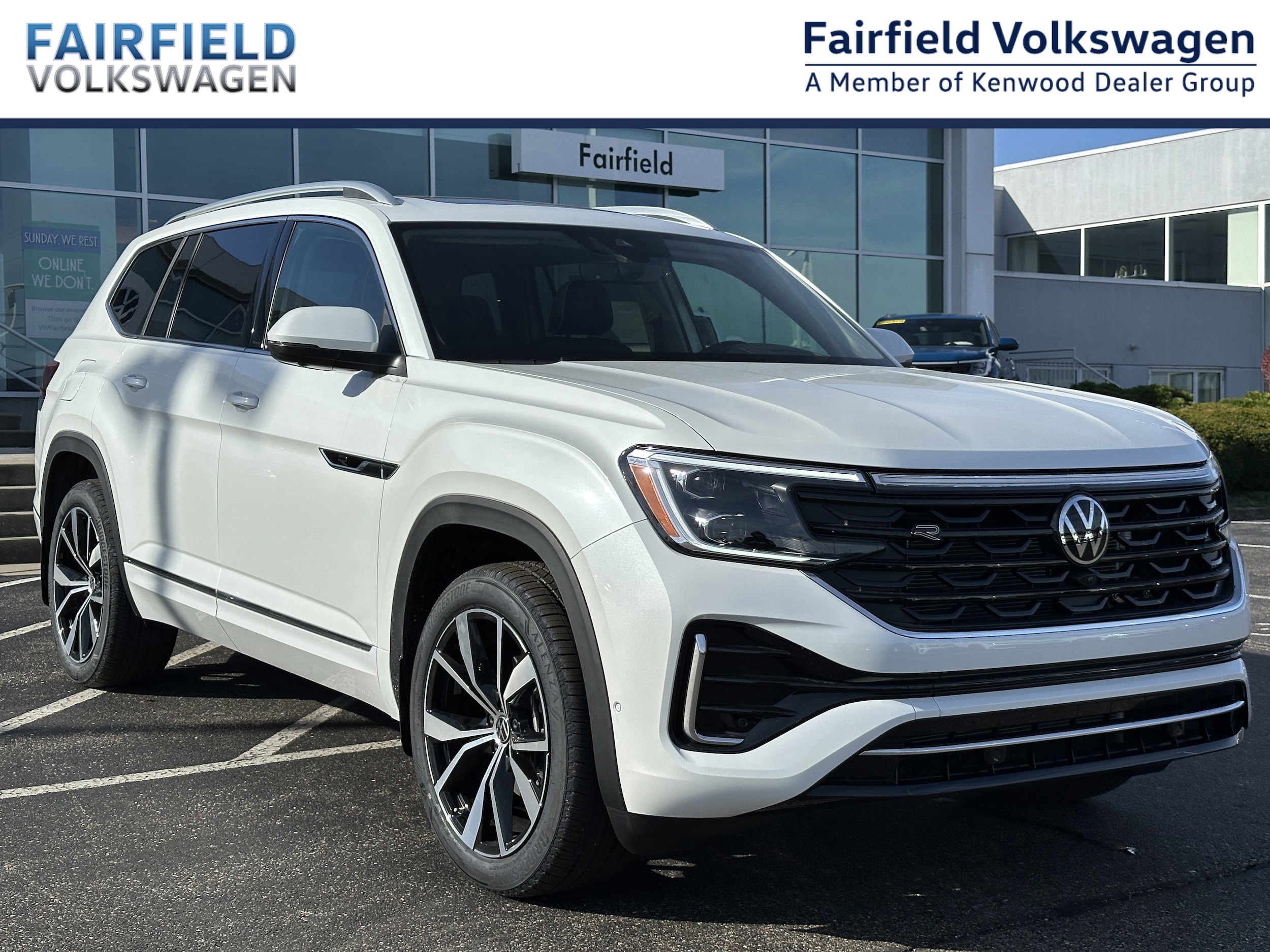 2026 Volkswagen Atlas SEL Premium R-Line's photo