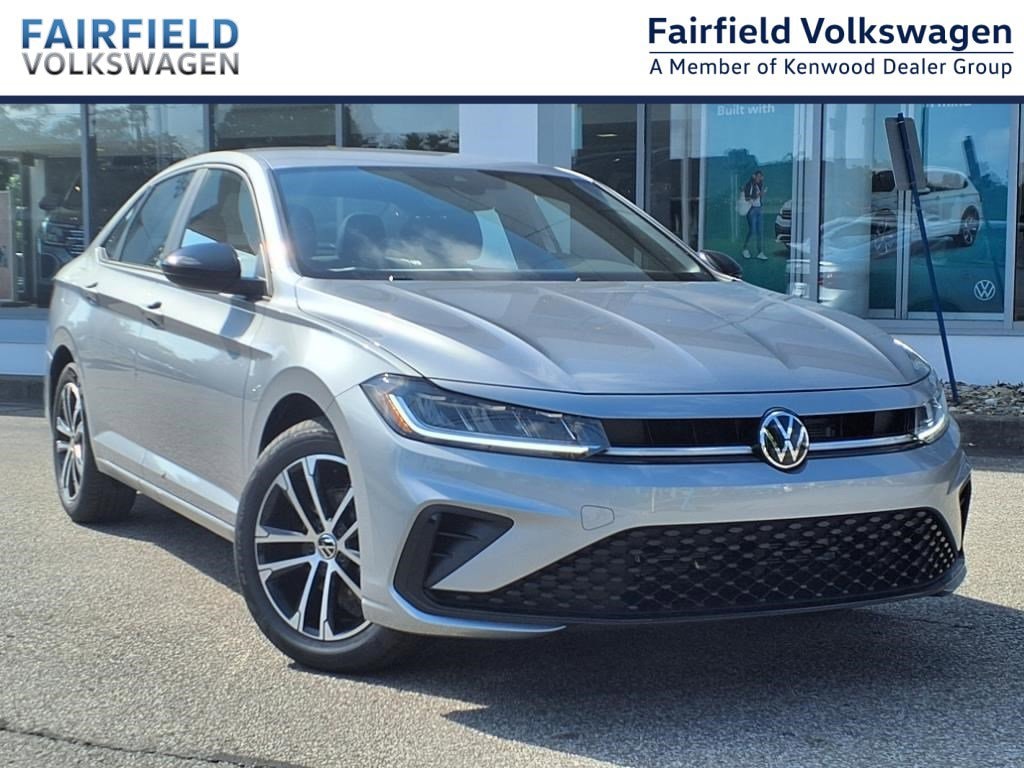 2025 Volkswagen Jetta Sport's photo