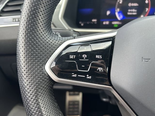 2023 Volkswagen Tiguan SE R-LINE BLACK - Photo 18