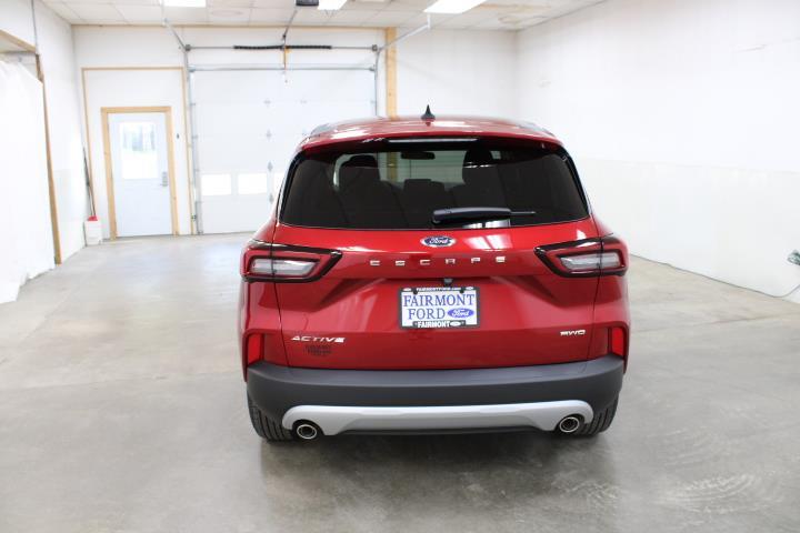 2025 Ford Escape Active photo 2