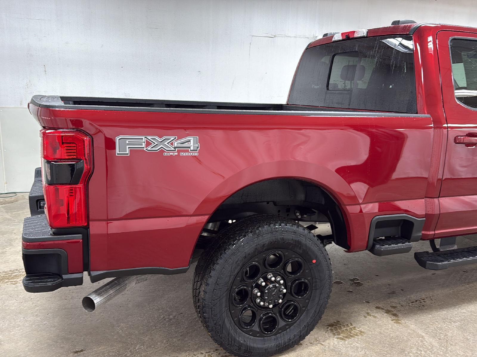 2026 Ford F-350 Super Duty Lariat - Photo 13