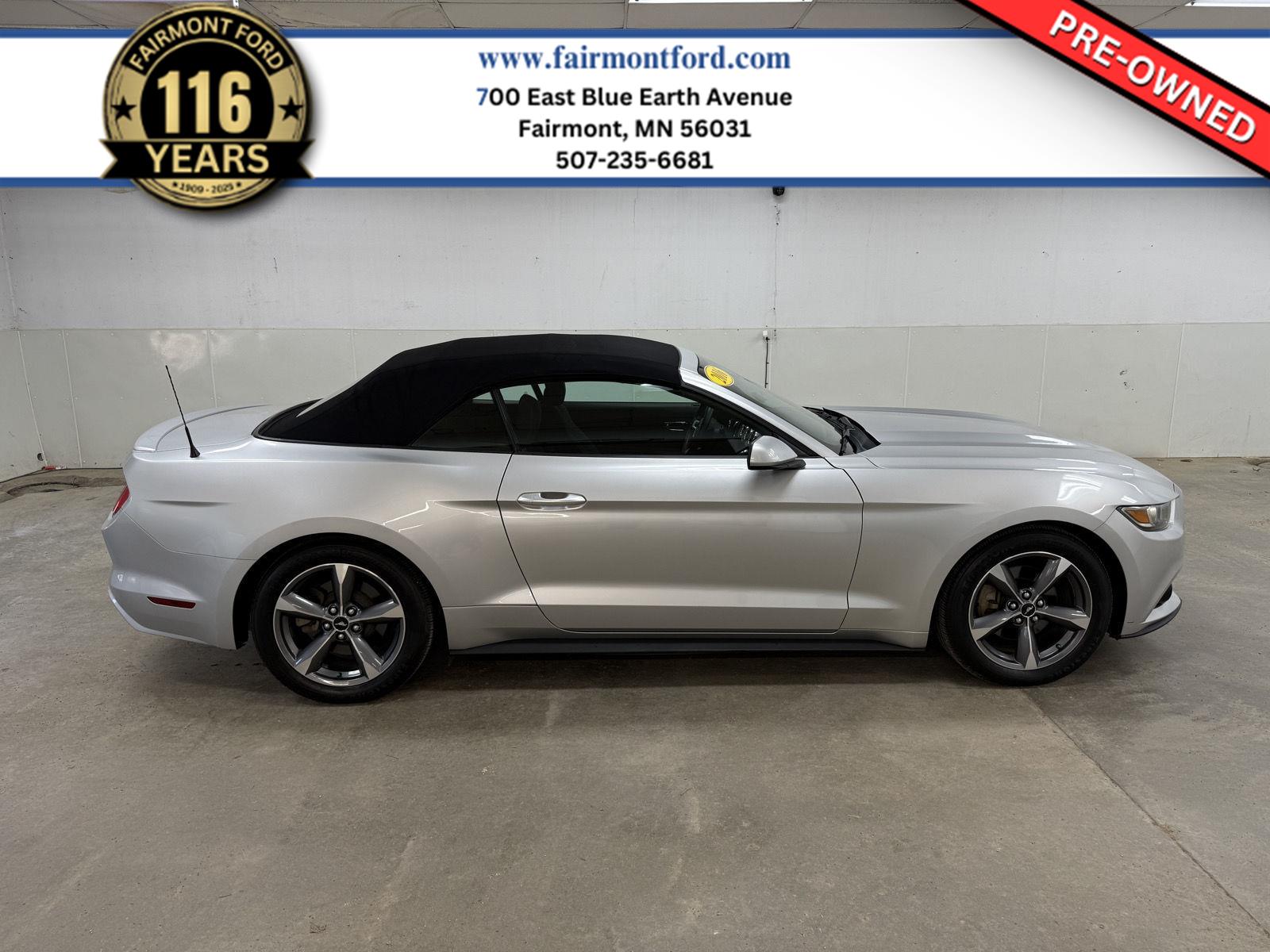 2016 Ford Mustang V6 Convertible's photo