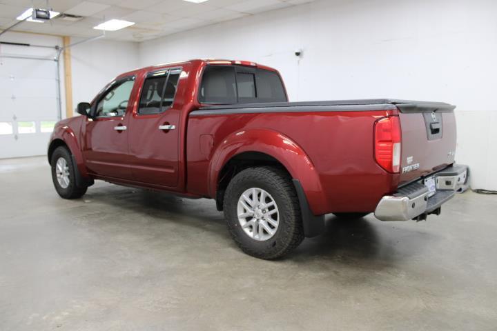 2015 Nissan Frontier SV photo 3