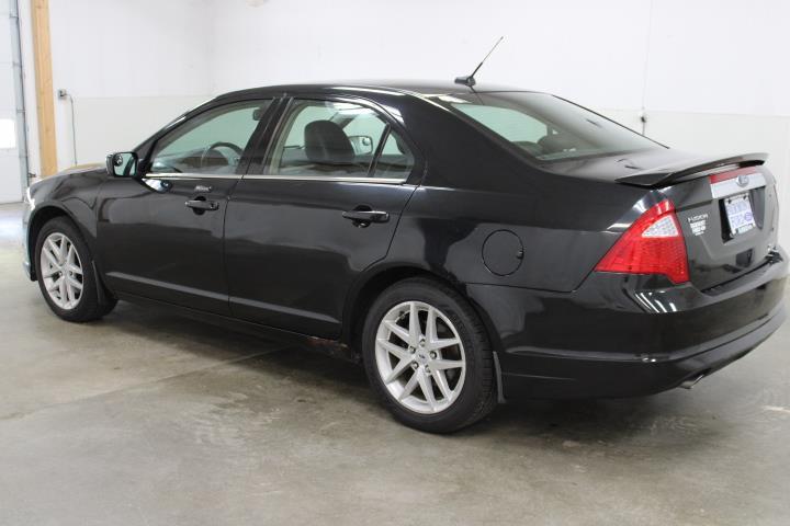 Used 2010 Ford Fusion SEL with VIN 3FAHP0JG8AR327571 for sale in Fairmont, Minnesota
