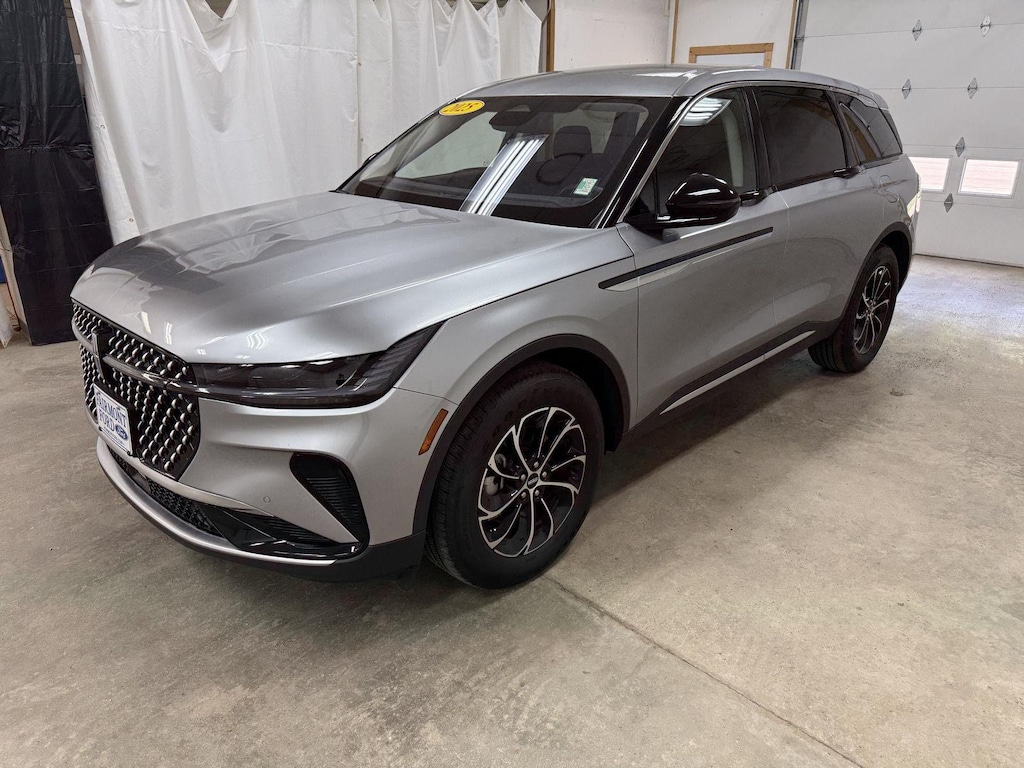 Used 2025 Lincoln Nautilus Premiere SUV