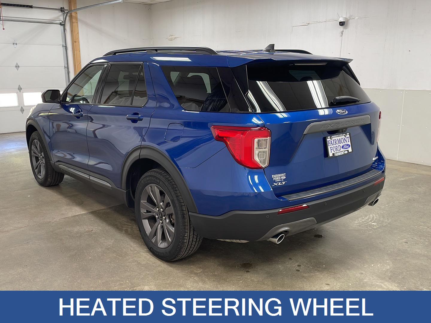 2023 Ford Explorer XLT photo 3