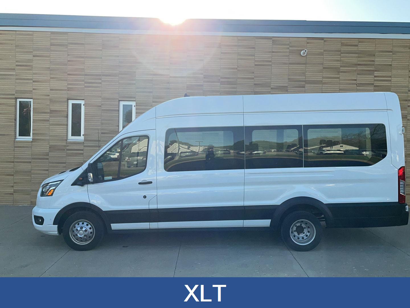 Used 2023 Ford Transit Passenger Van XLT with VIN 1FBVU4X8XPKB08612 for sale in Fairmont, Minnesota