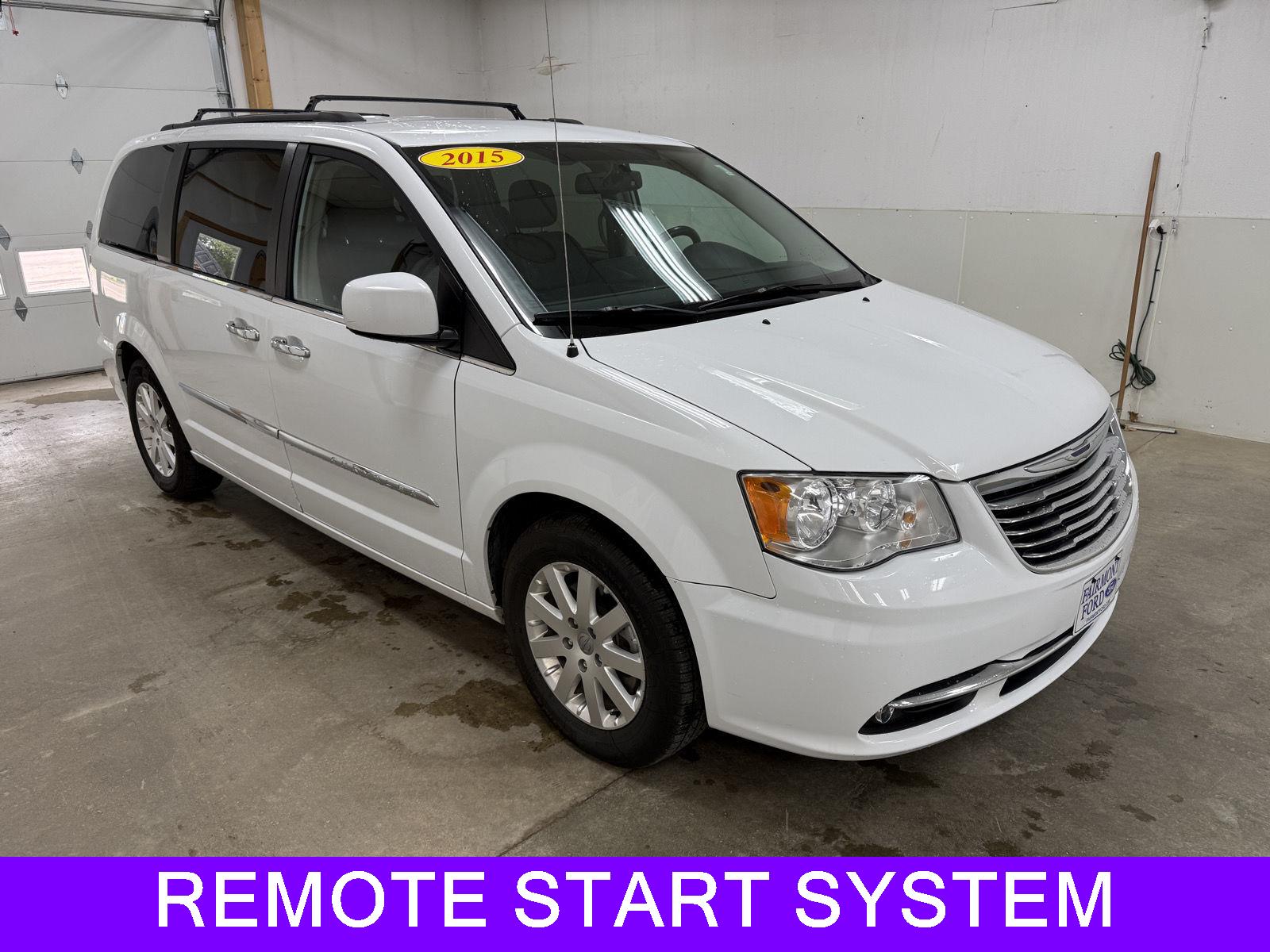 Used 2015 Chrysler Town & Country Touring with VIN 2C4RC1BG2FR753526 for sale in Fairmont, Minnesota