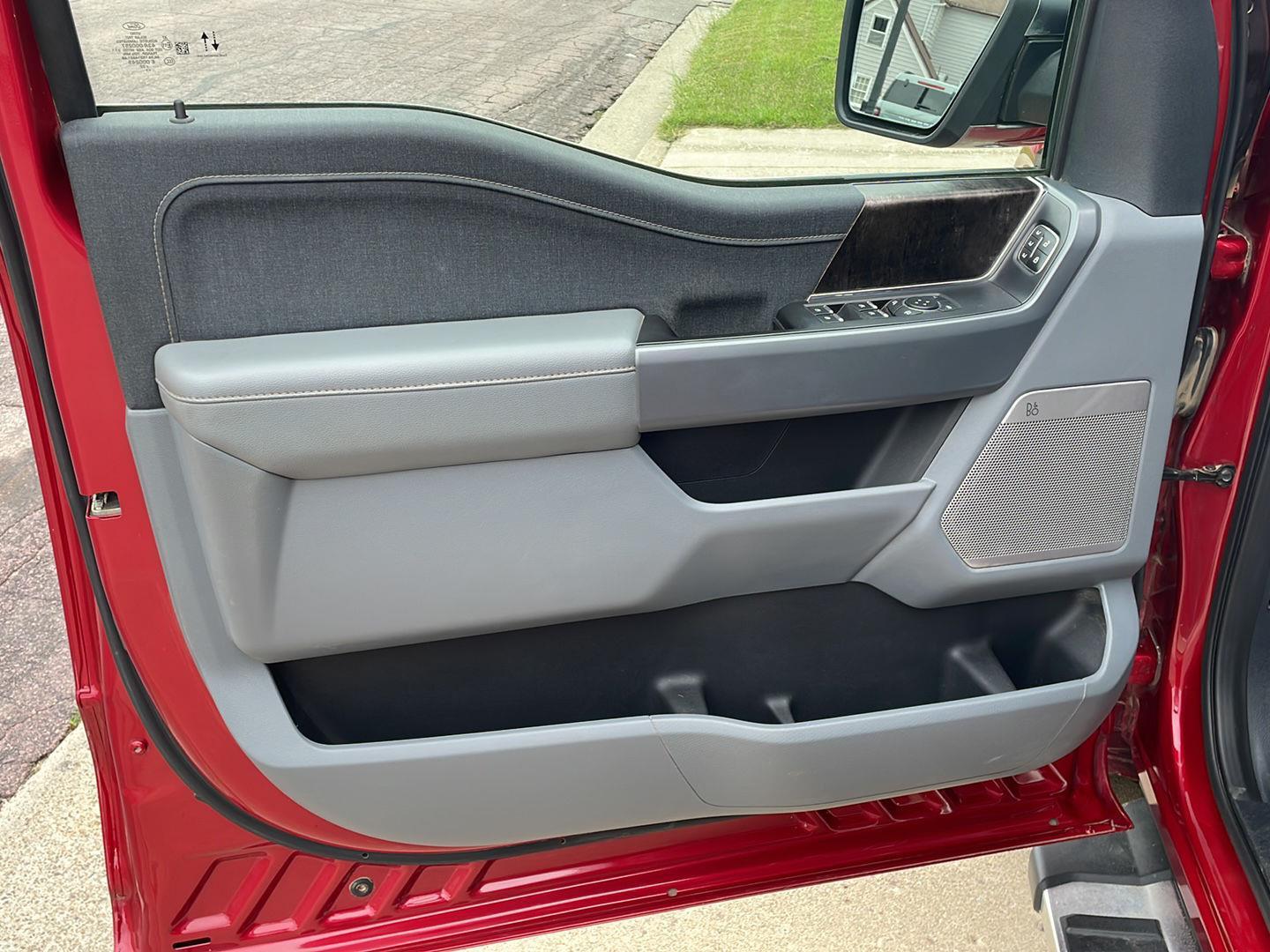 2022 Ford F-150 Lariat - Photo 16