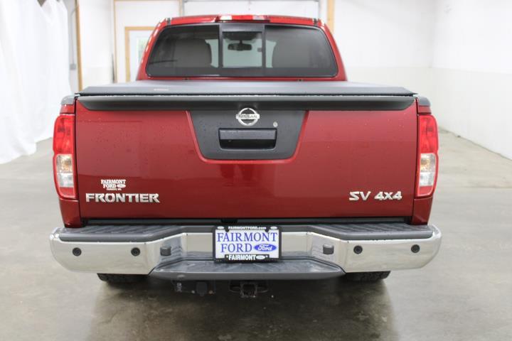 2015 Nissan Frontier SV photo 4