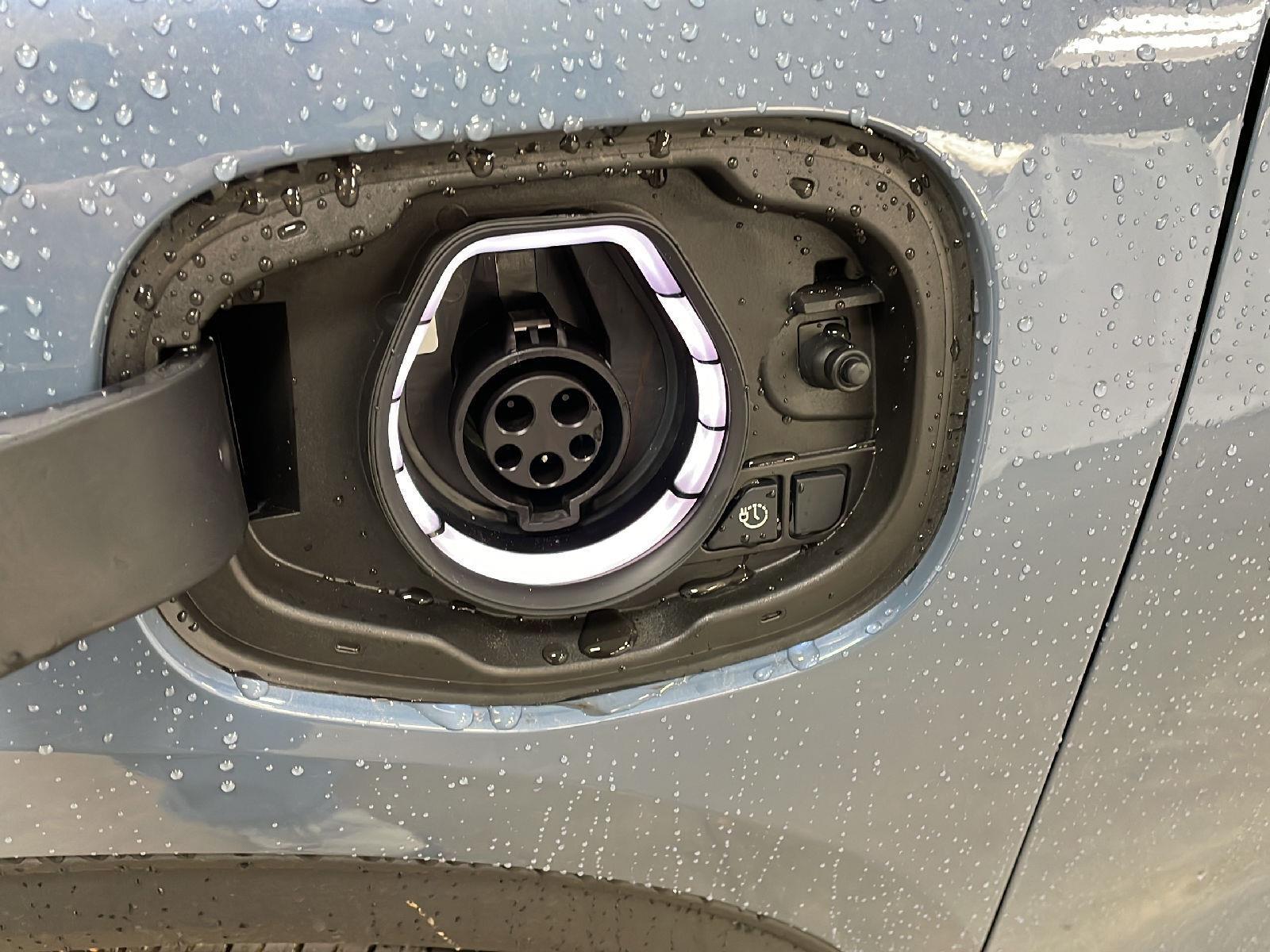2026 Ford Escape Plug-in hybrid PHEV - Photo 12