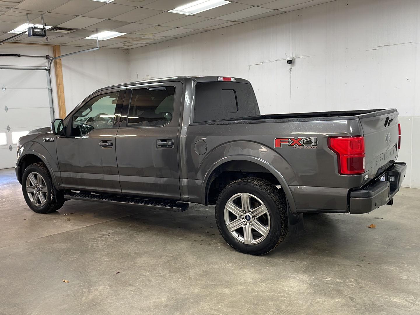 2018 Ford F-150 Lariat photo 2