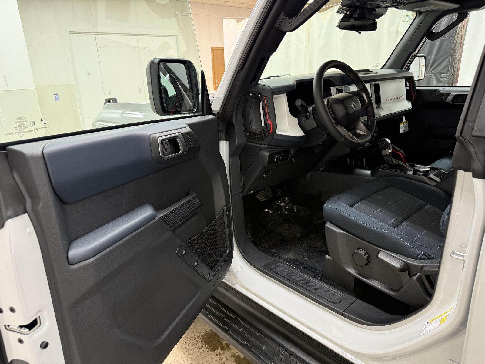 2026 Ford Bronco 4-Door Heritage Editon - Photo 8