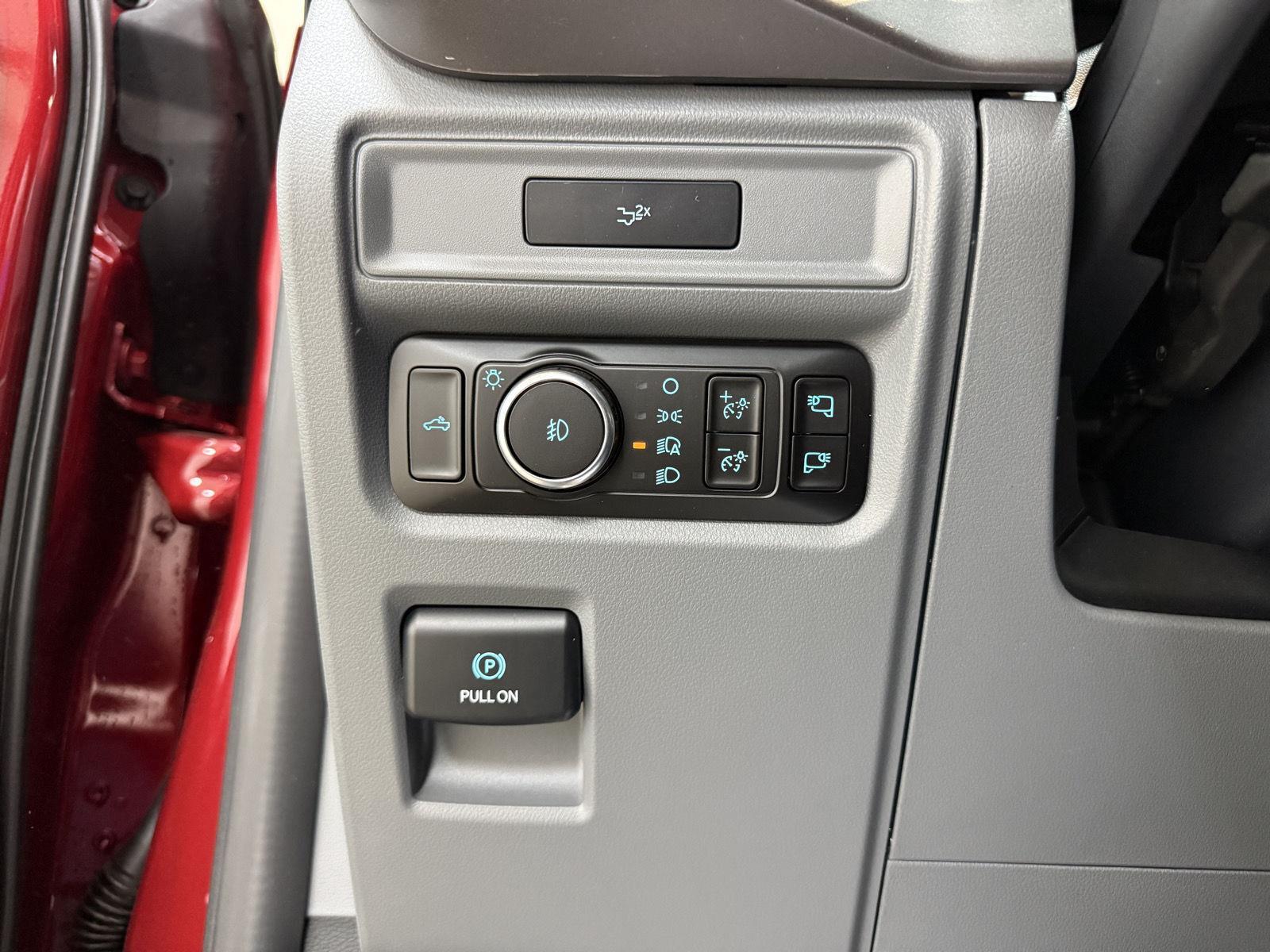 2026 Ford F-150 XLT - Photo 12