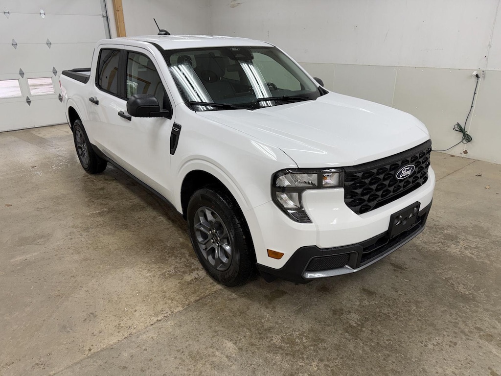 New 2026 Ford Maverick XLT TRUCK