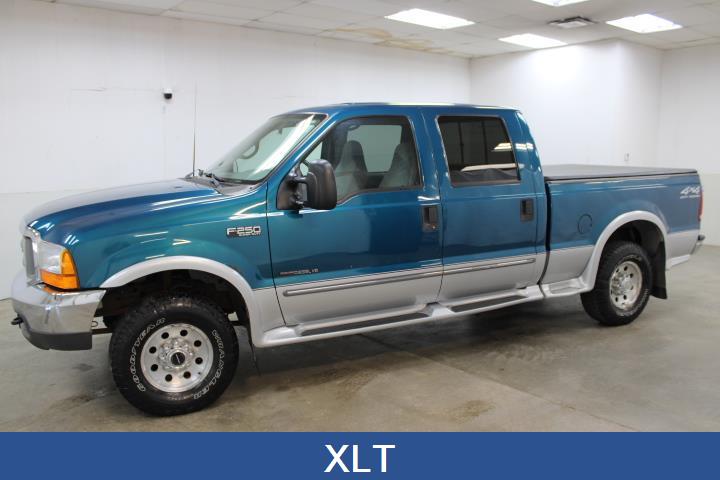 Used 2000 Ford F-250 Super Duty XLT with VIN 1FTNW21F9YEE55964 for sale in Fairmont, Minnesota