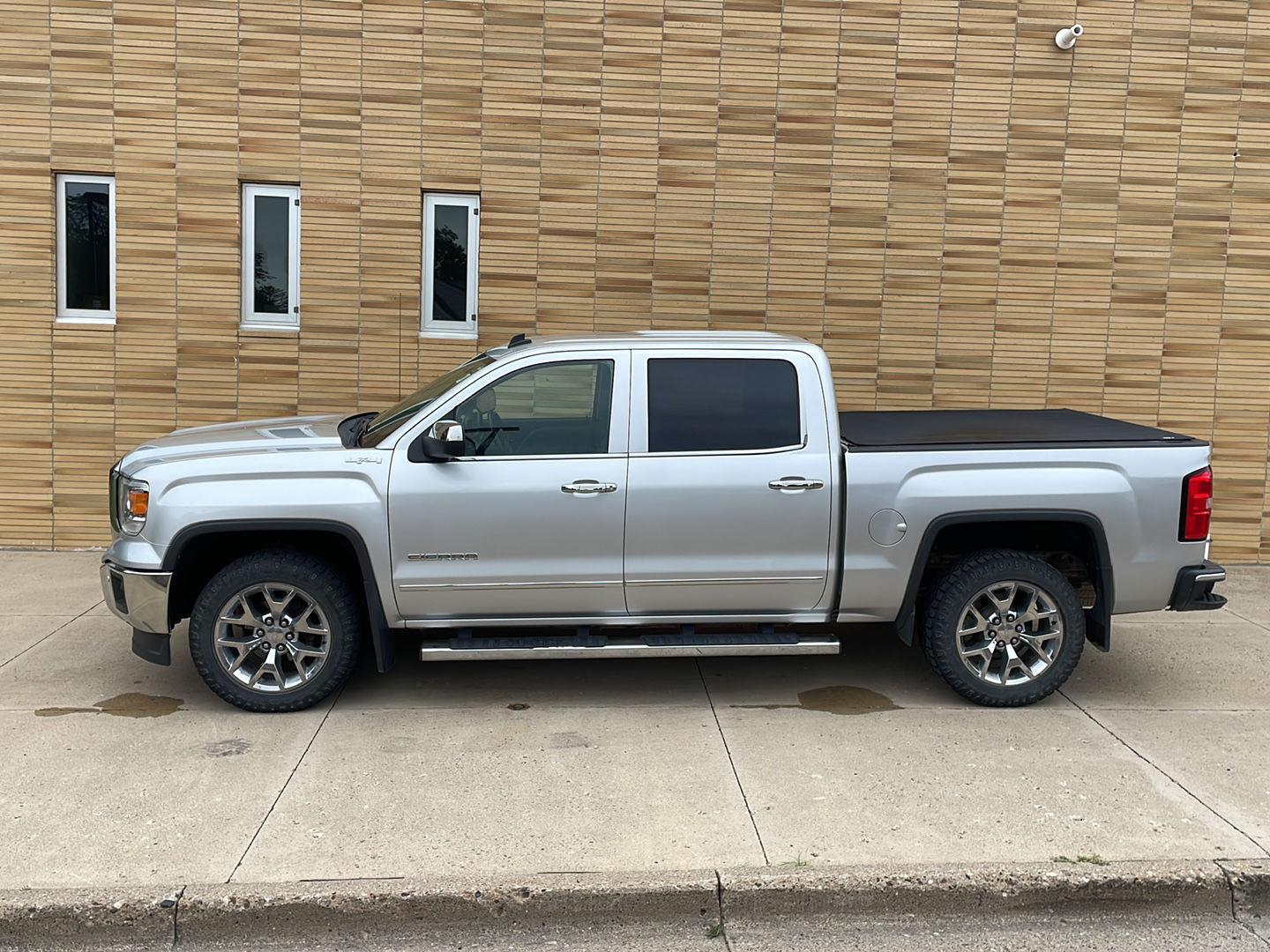 2014 Gmc Sierra 1500 SLT photo 3