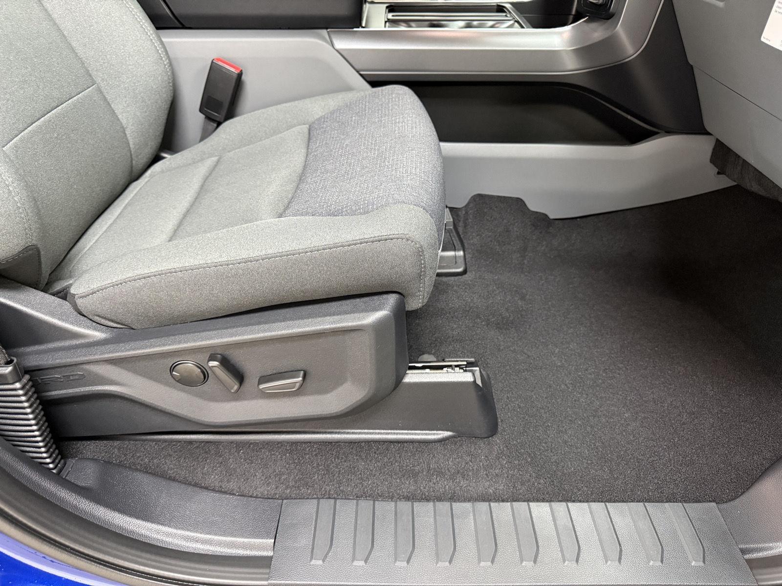 2026 Ford F-150 XLT - Photo 26