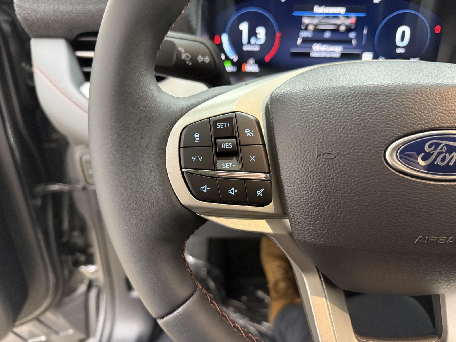2026 Ford Explorer Active - Photo 12