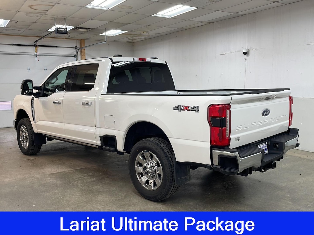 Used 2023 Ford Super Duty F-350 SRW Lariat Truck