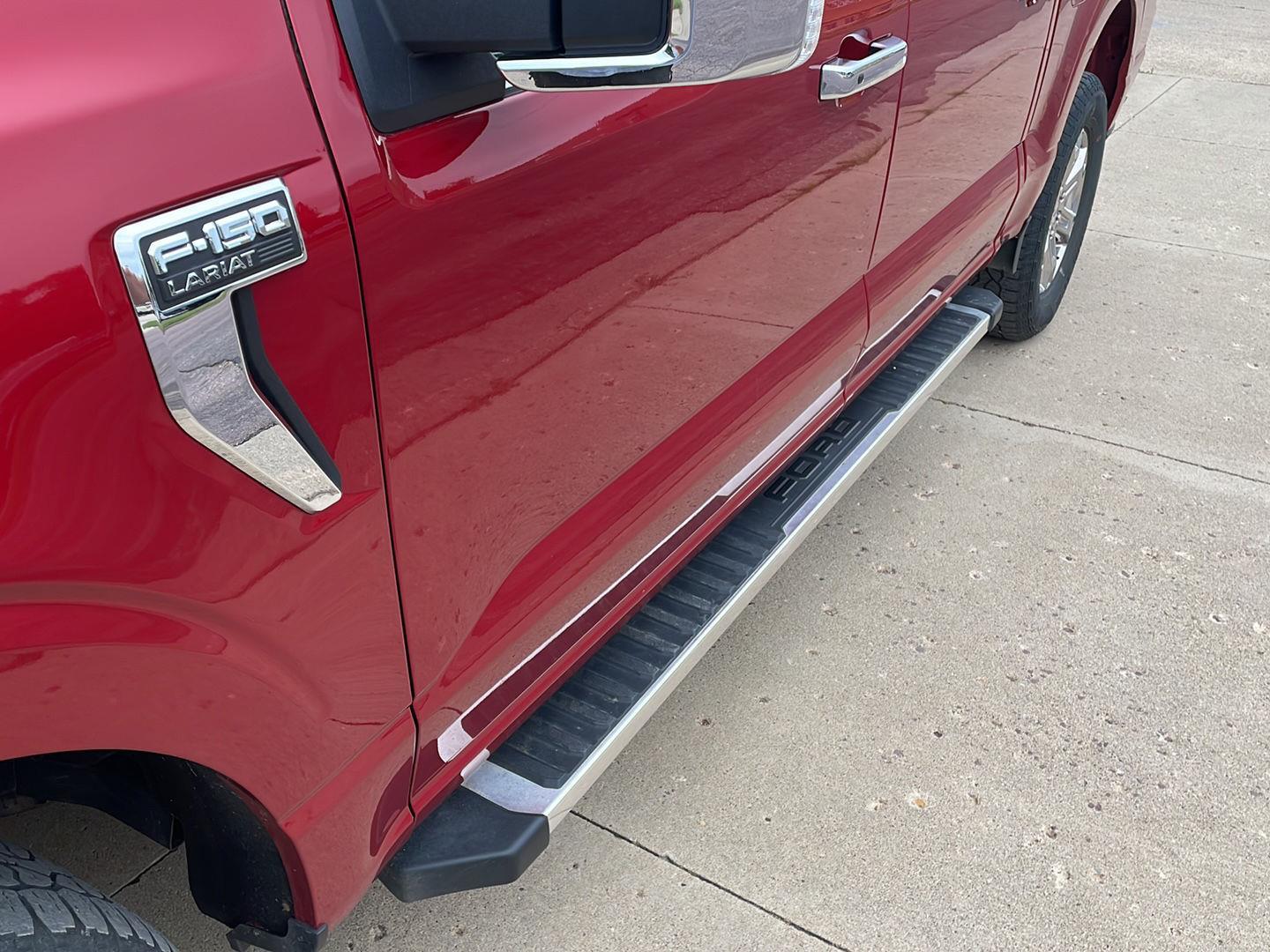 2022 Ford F-150 Lariat - Photo 11