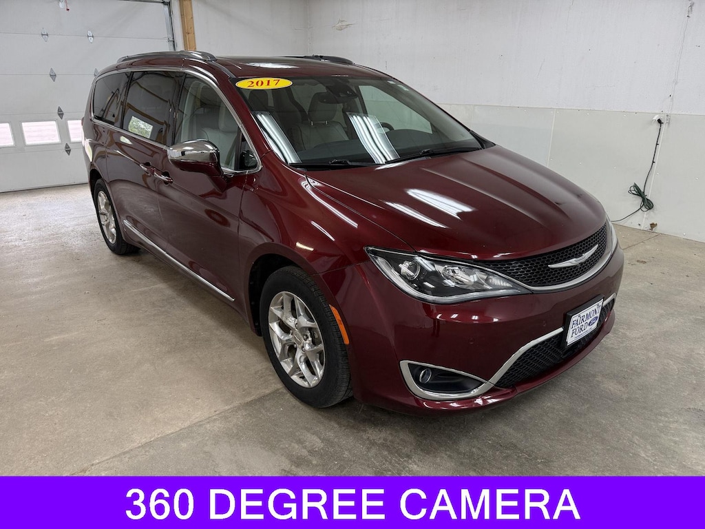 Used 2017 Chrysler Pacifica Limited Van