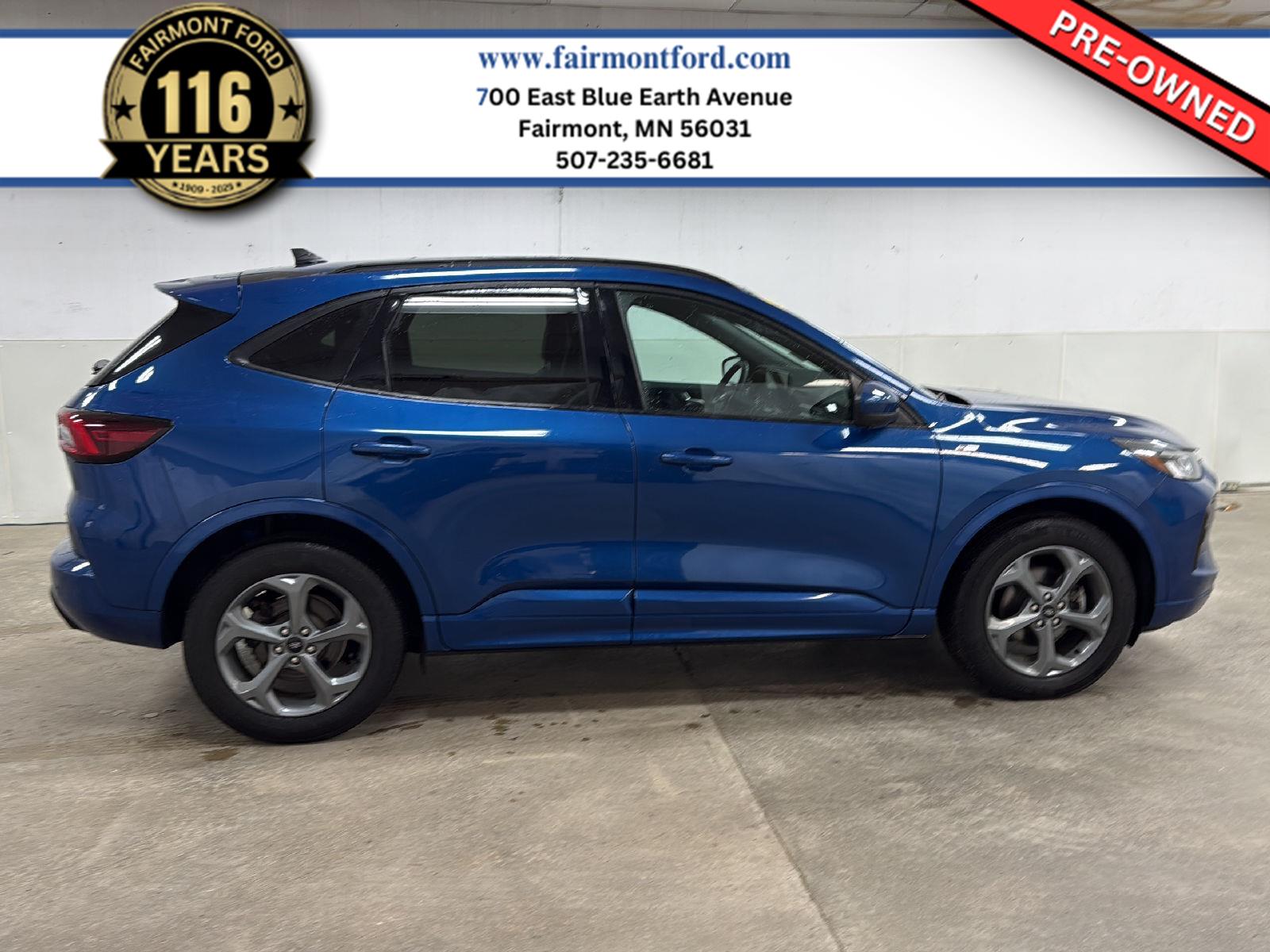 2023 Ford Escape ST-Line Select's photo