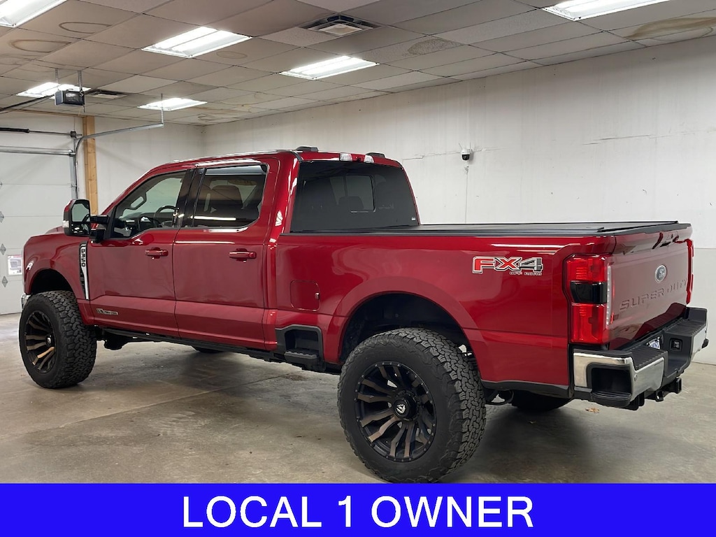 Used 2023 Ford Super Duty F-350 SRW Lariat Truck