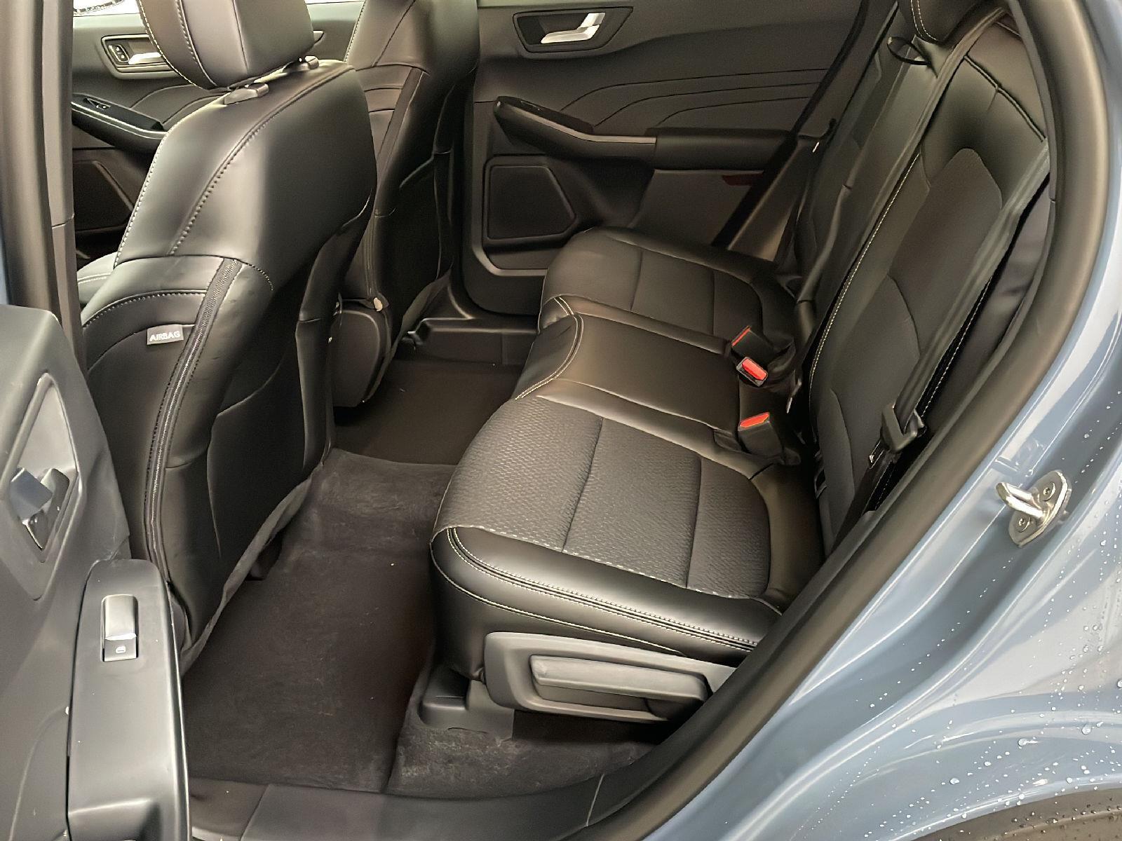 2026 Ford Escape Plug-in hybrid PHEV - Photo 17