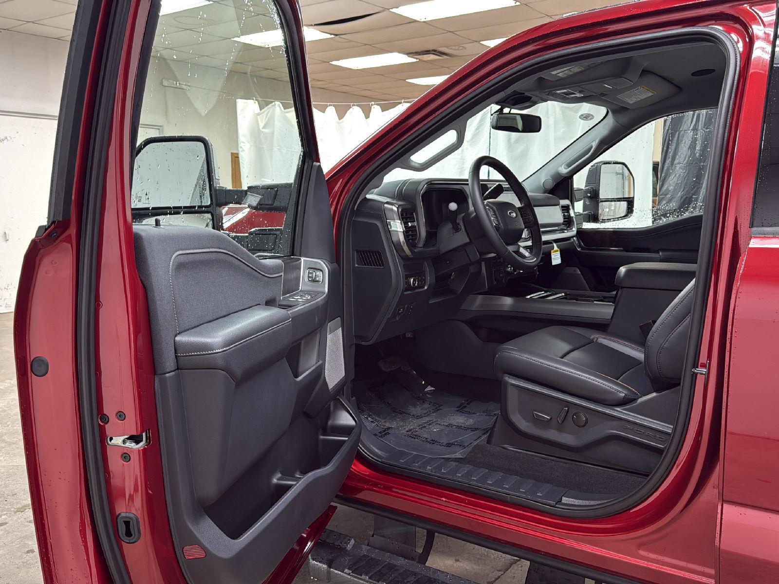 2026 Ford F-350 Super Duty Lariat - Photo 15