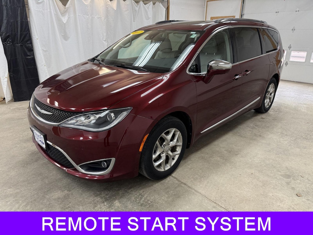 Used 2017 Chrysler Pacifica Limited Van