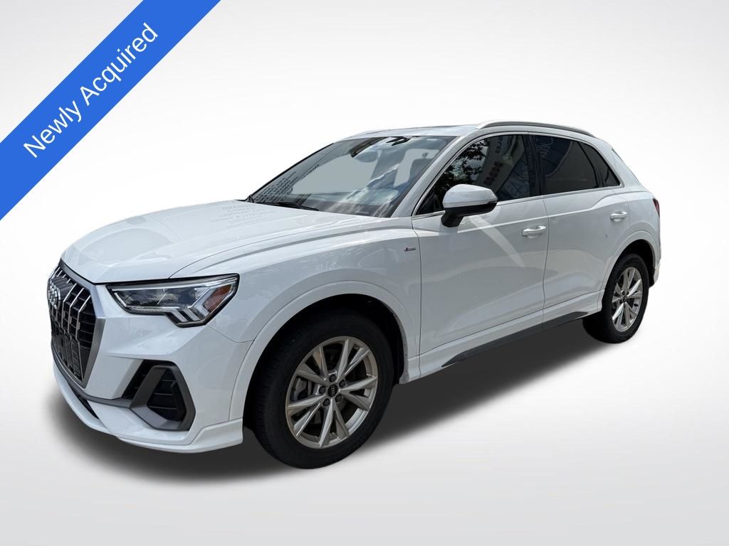 2024 Audi Q3 45 TFSI S Line Premium quattro's photo