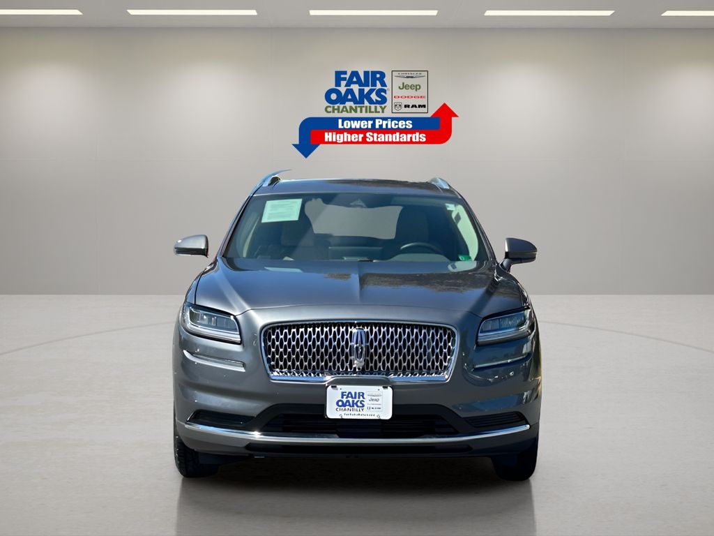 2021 Lincoln Nautilus Standard photo 4