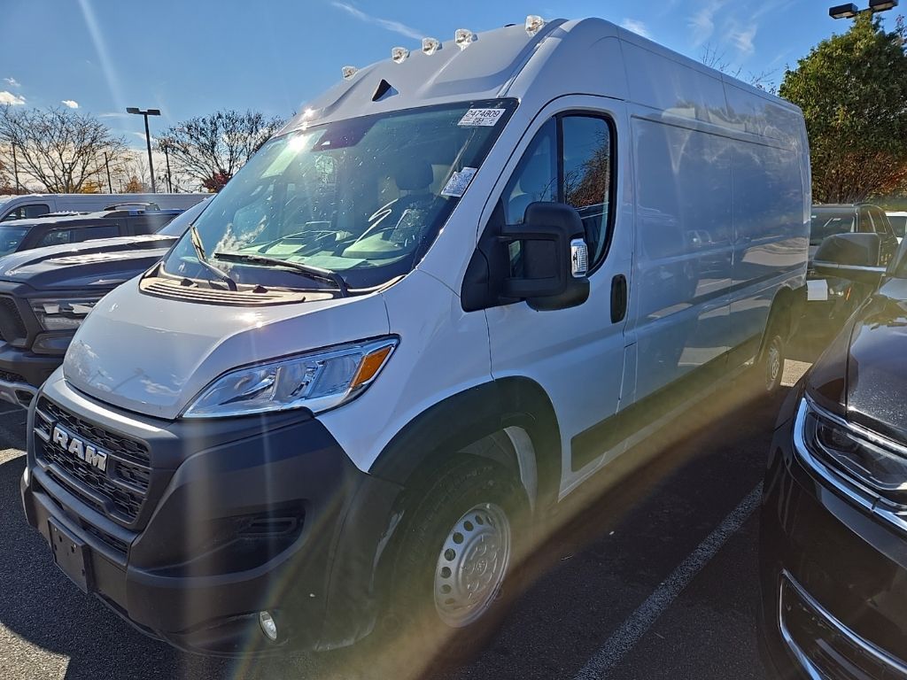 2025 Ram ProMaster 2500 photo 3