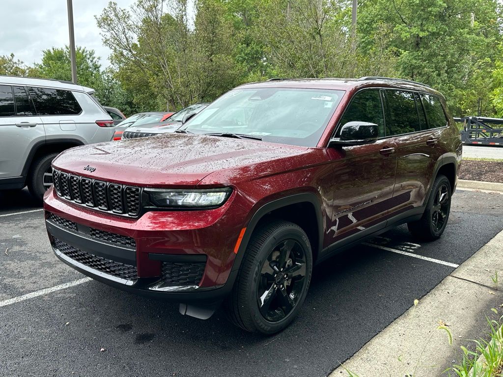 Used 2024 Jeep Grand Cherokee L Altitude with VIN 1C4RJKAG2R8563450 for sale in Chantilly, VA