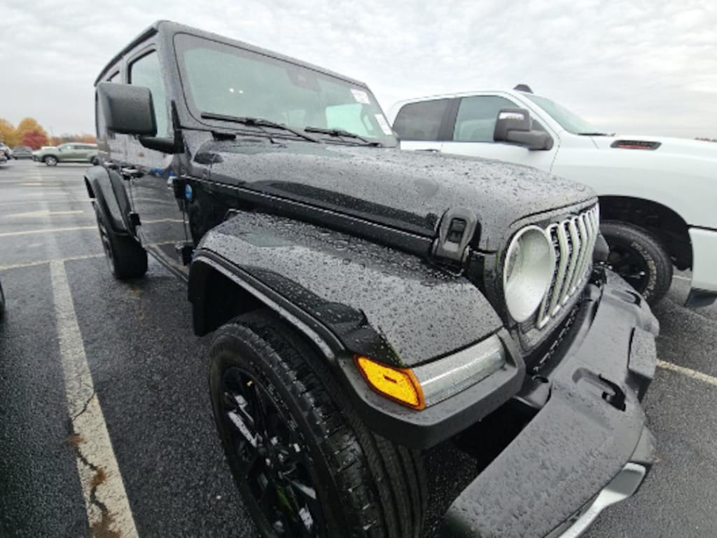 Used 2025 Jeep Wrangler 4xe Sahara 4xe SUV