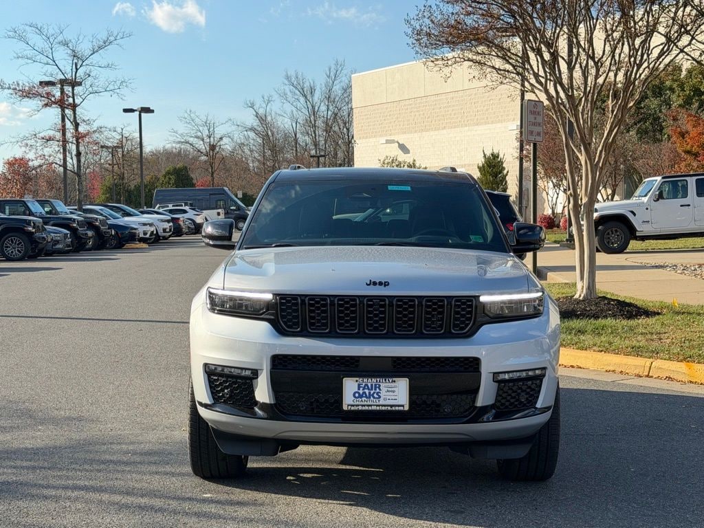 New 2025 Jeep Grand Cherokee L Summit Sport Utility